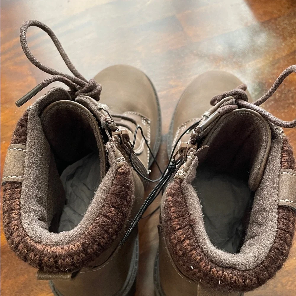 POP Vega Booties, Women’s 6M, Brown Smooth